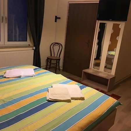 Landhaus-brunnenhof Гостевой дом 2*